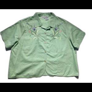 Capacity Woman Top Sz L Green Short Sleeve Embroidered Flowers Tie Back Sash 90s